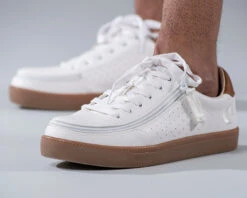 FINAL SALE - Men's White BILLY Low Sneakers -Billy BM20003 100 Studio3 880x704 1
