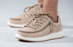 Men's Tan Suede BILLY Comfort Lows -Billy BM20101 260 studio standing 2 940x614 8bcf8fb0 830b 4758 a0d7 ca72fc7633e4
