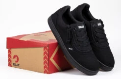 FINAL SALE - Men's Black To The Floor BILLY Sneaker Low Tops -Billy BM22128 001 studio 2 940x614 eda9954a 004c 4988 afc5 8242e942e6ba