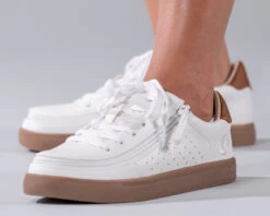 FINAL SALE - Women's White (Brown Mustache) BILLY Low Sneakers -Billy BW20007 100 Studio3 880x704 1