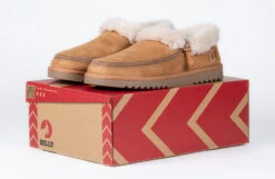 Women's Chestnut BILLY Cozy Slippers 19 Women's Chestnut BILLY Cozy Slippers -Billy BW22446 250 Studio 1 940x614 cd21bc44 785e 4440 9222 c66ffe1182b2